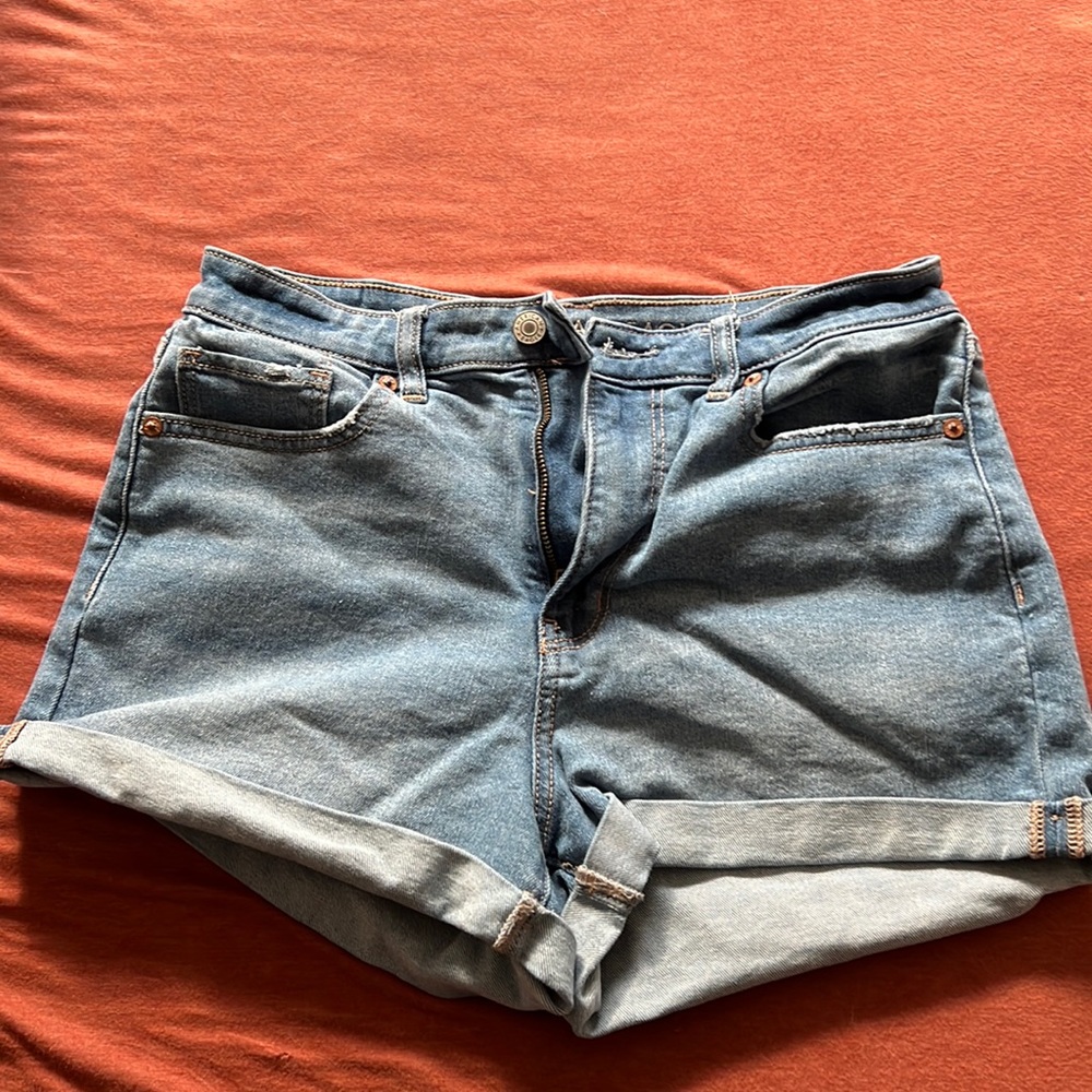 American Eagle size 8 Jean shorts.